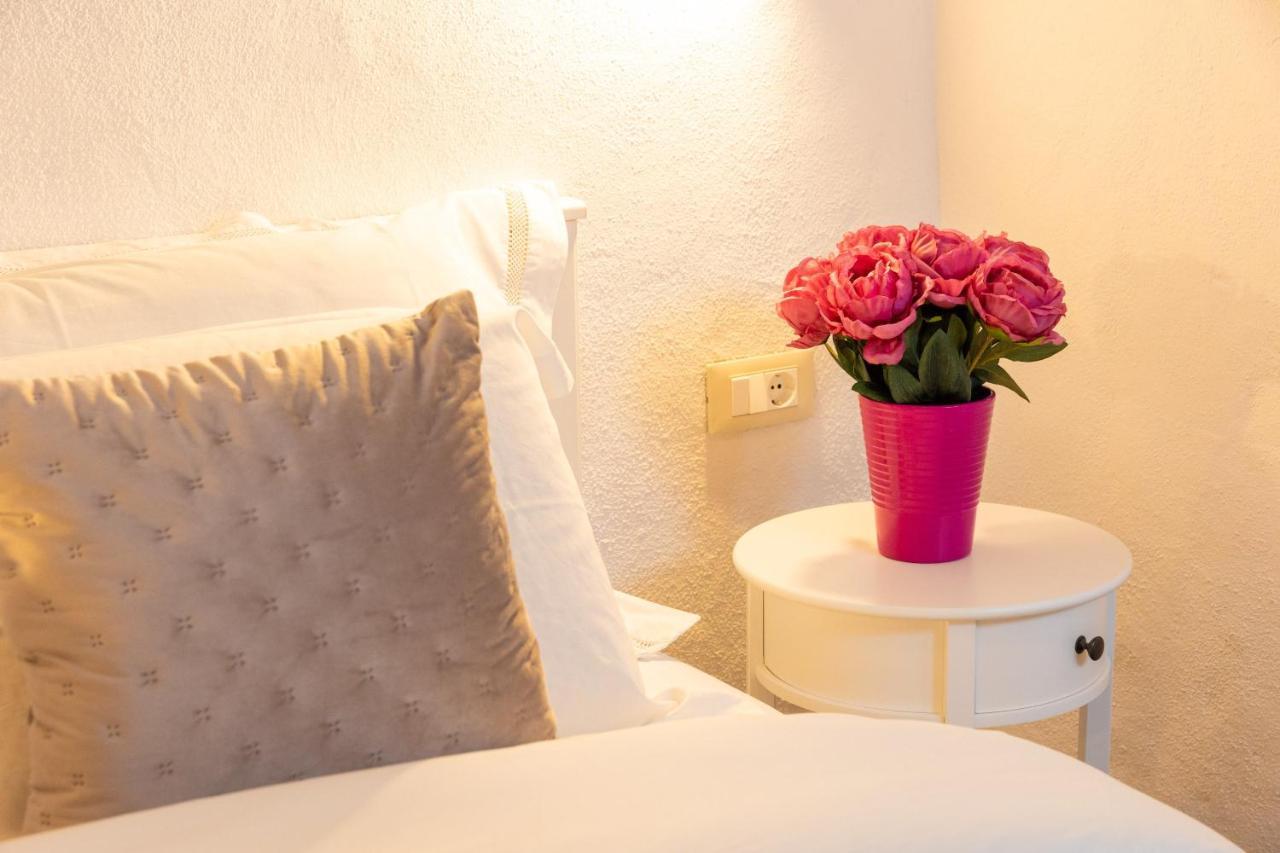 Apartment Two Steps, Location In Old Town *