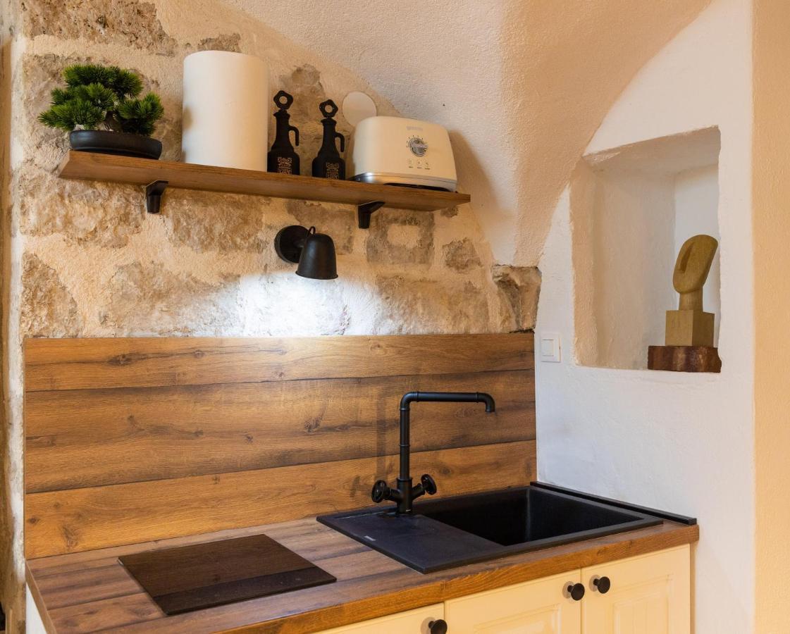 Two Steps, Location In Old Town Apartment